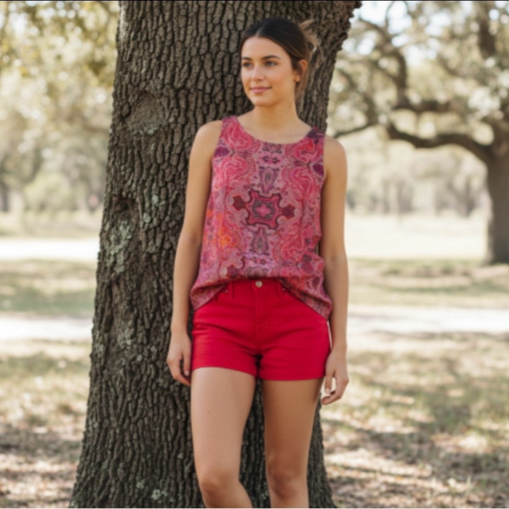 CAbi Jubilee Red & Pink Paisley Sleeveless Tunic Size Small